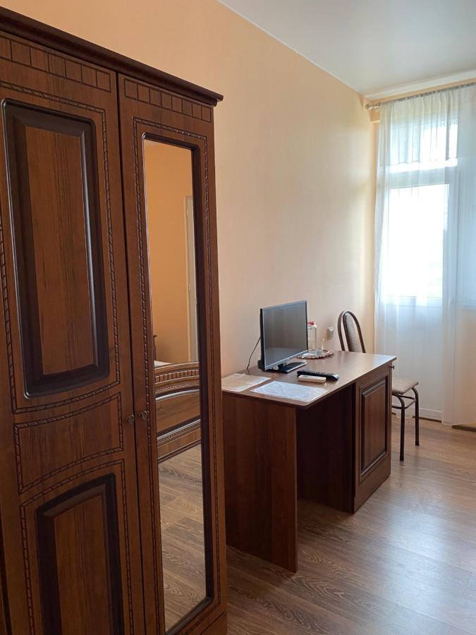 Solomon Hotel Alakhadze Bagian luar foto