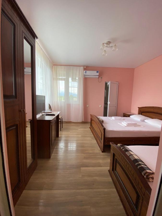 Solomon Hotel Alakhadze Bagian luar foto