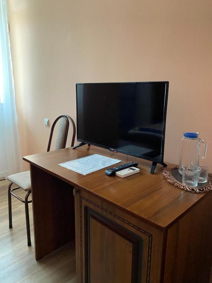 Solomon Hotel Alakhadze Bagian luar foto